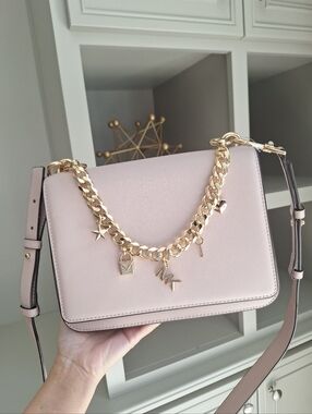 New Michael Kors Mott Large Charm Swag Shoulder Bag soft pink leather gold chain
